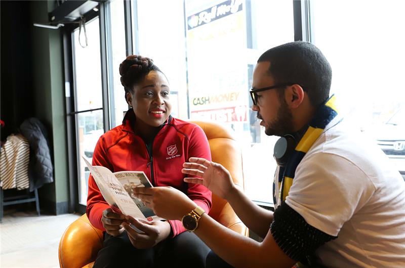 A client receiving program information